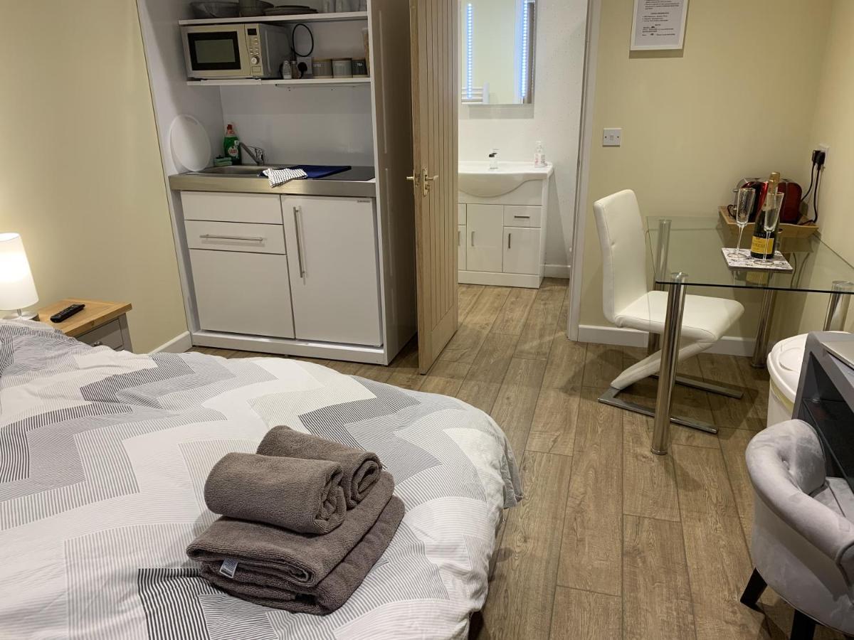 Southernwood - Garden Lodge 11 디드코트 외부 사진